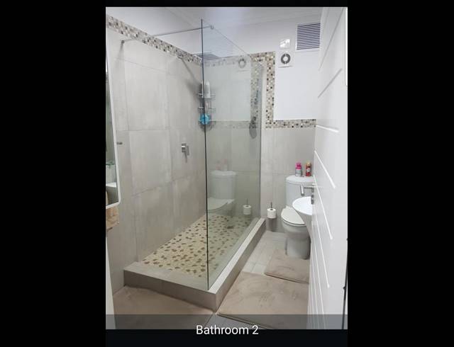 2 BEDROOM APARTMENT FOR SALE IN UMHLANGA CENTRAL